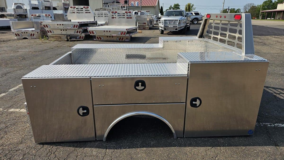 96"x 113" Jutland GNSB Dual Rear Wheel 60" Chassis 40 Series Aluminum - Image 7