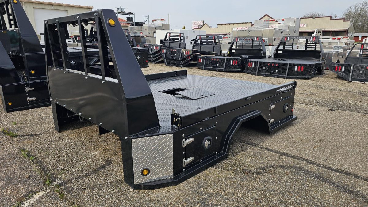 96" x 112" Bradford Built 4-box Utility Steel Flatbed Skirted 60" Chassis - Image 3