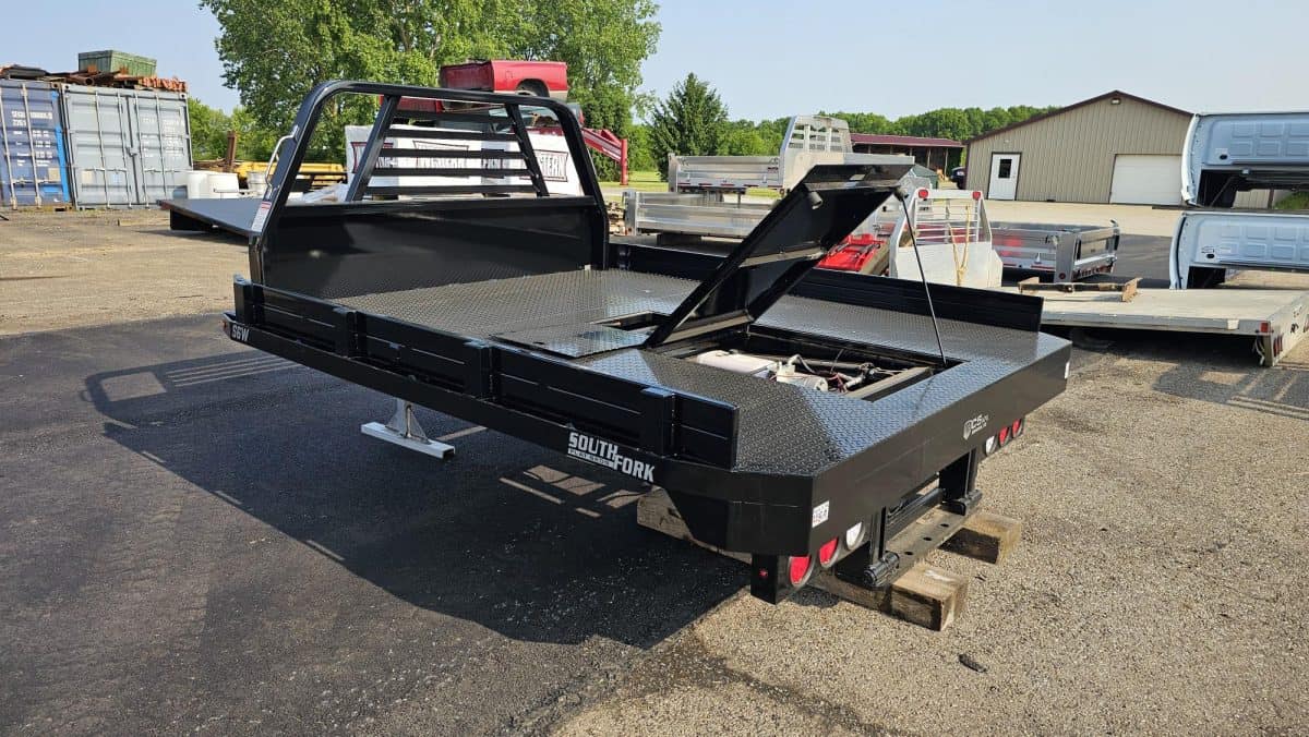 96" X 106" C5, 56W, South Fork Steel Dumping Flatbed, Dual Rear Wheel, Long Bed - Image 2