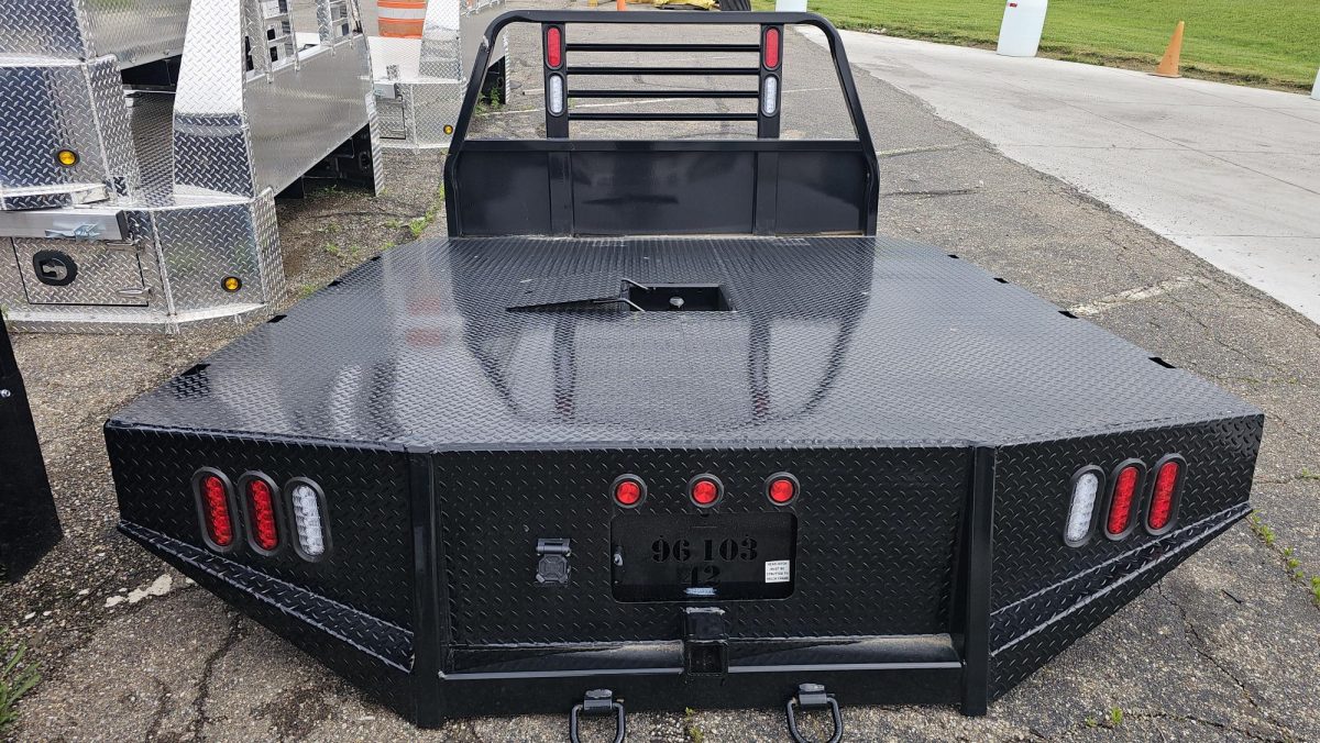 96" x 103" Bradford Built Mustang, Dual Rear Wheel, Long Bad - Image 3