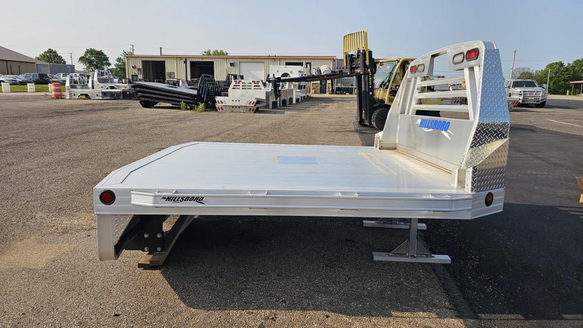 96" x 102" Hillsboro 2500 Series, Aluminum, Dual Rear Wheel, Long Bed - Image 3