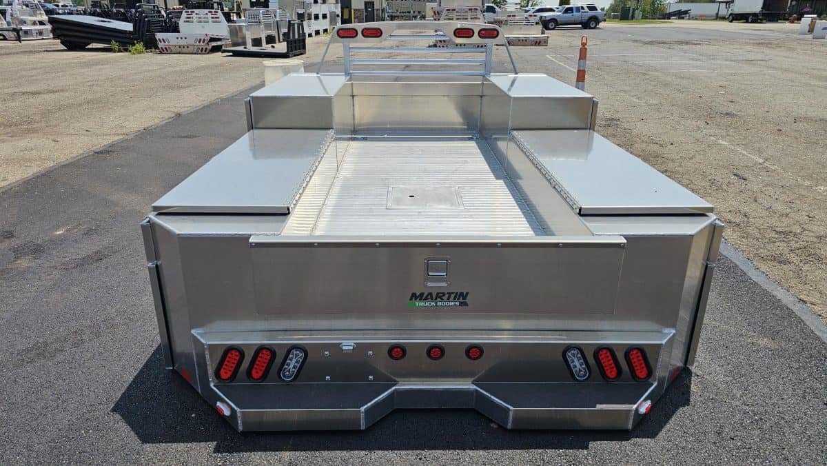 98" x 134" GNSB  Dual Rear Wheel 84" Chassis w/ Smooth Aluminum - Image 2