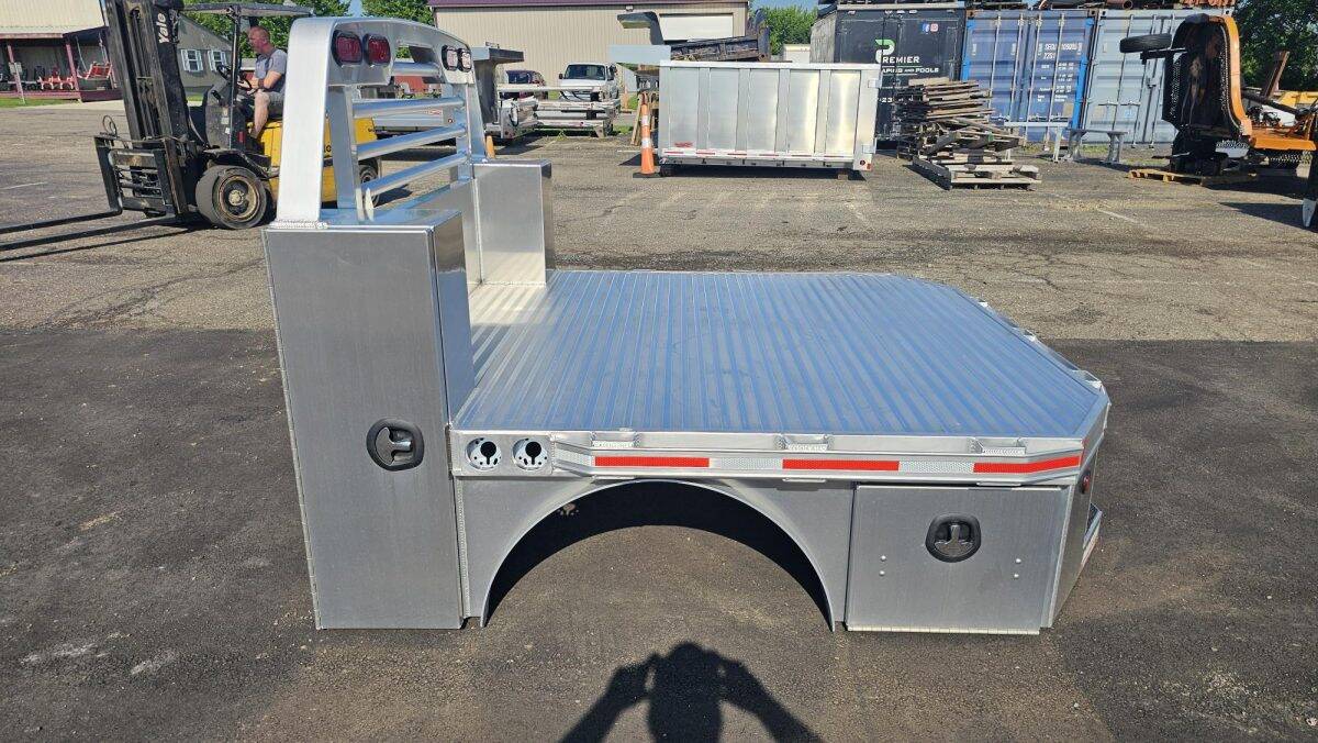 84" x 84" SBV Single Rear Wheel, Short Bed, Aluminum, Dodge - Image 4