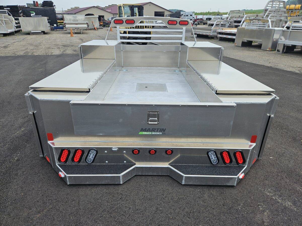 98" x 110" GNSB Dual Rear Wheel 60" Chassis Aluminum w/ Smooth Aluminum Accent - Image 3
