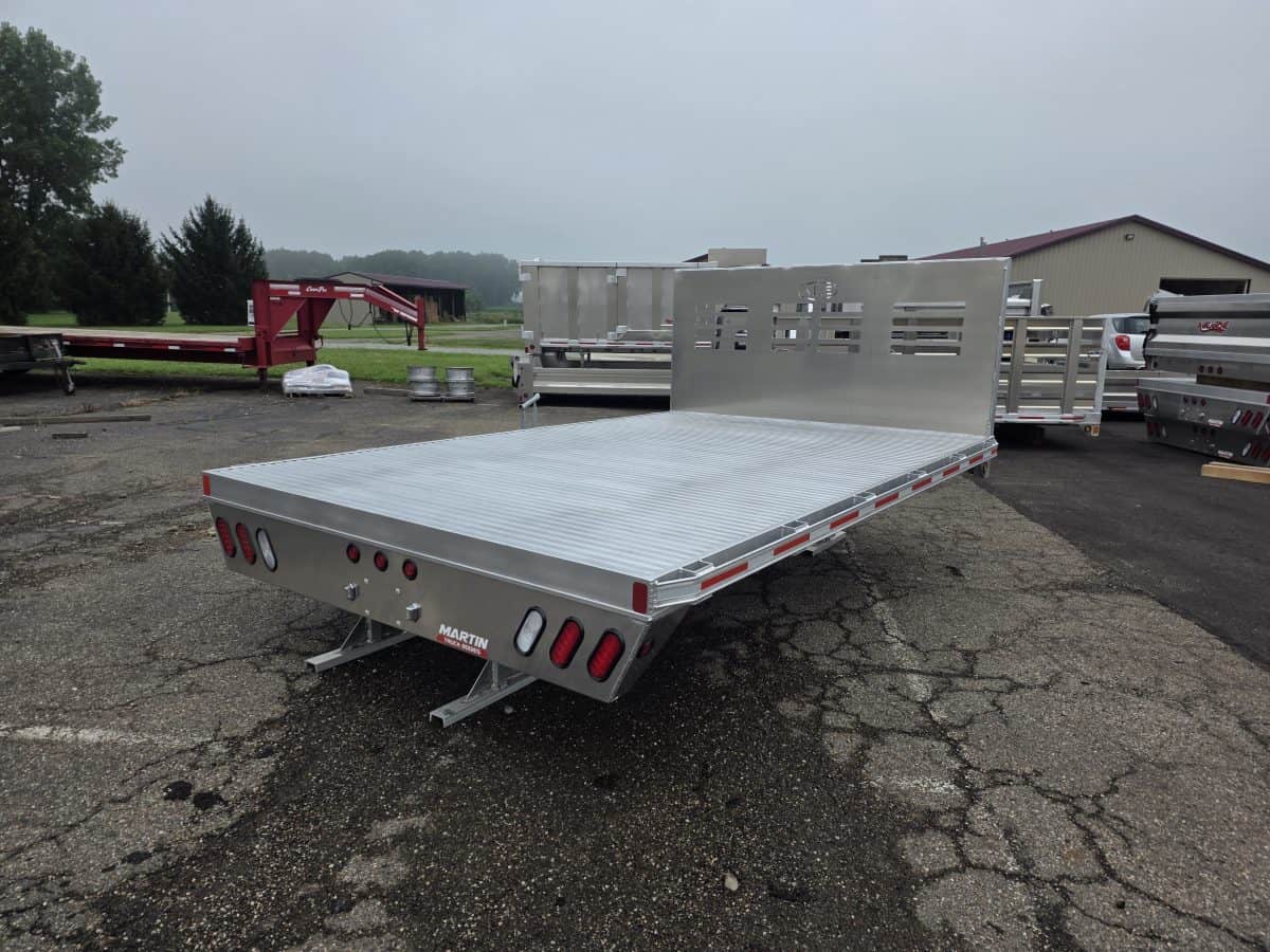 98" x 144" BX Model Dual Rear Wheel 84" Chassis Aluminum Flatbed w/ Square Style Headboard. - Image 3