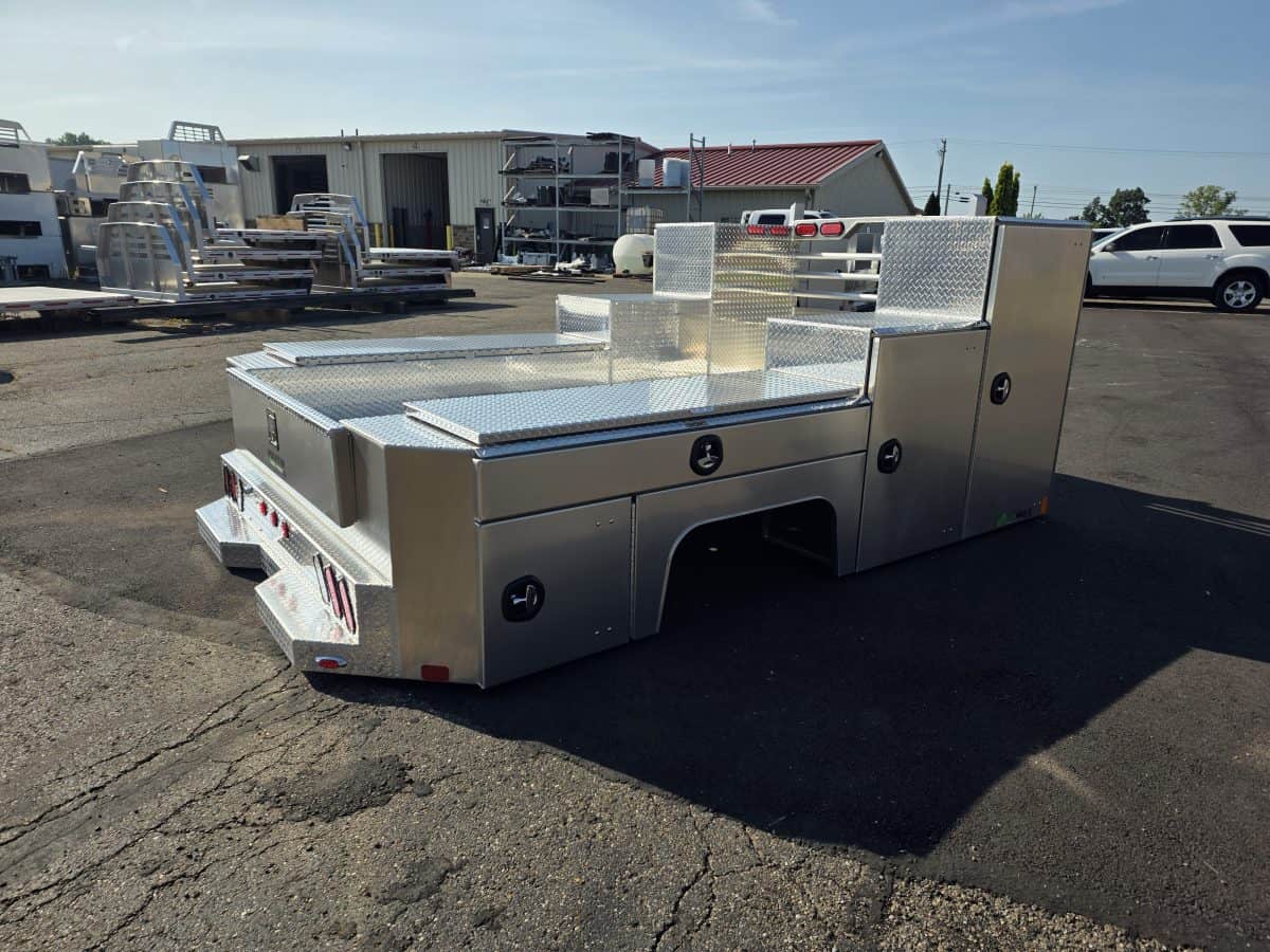98" x 134" GNSB  Dual Rear Wheel 84" Chassis w/ 57" Front Box - Image 2
