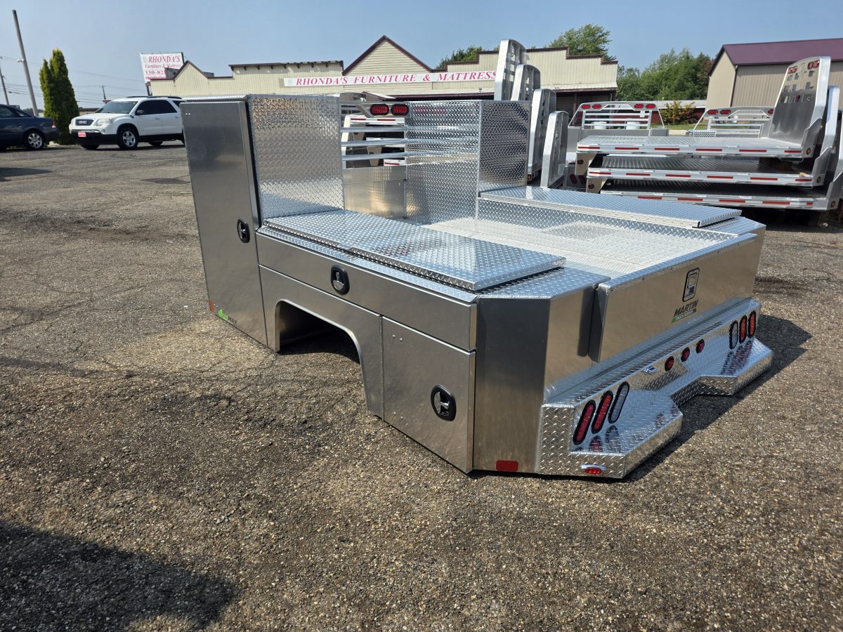 98" x 110" GNSB, Dual Rear Wheel, 60" C/A, Aluminum w/ 57" Front Boxes - Image 4