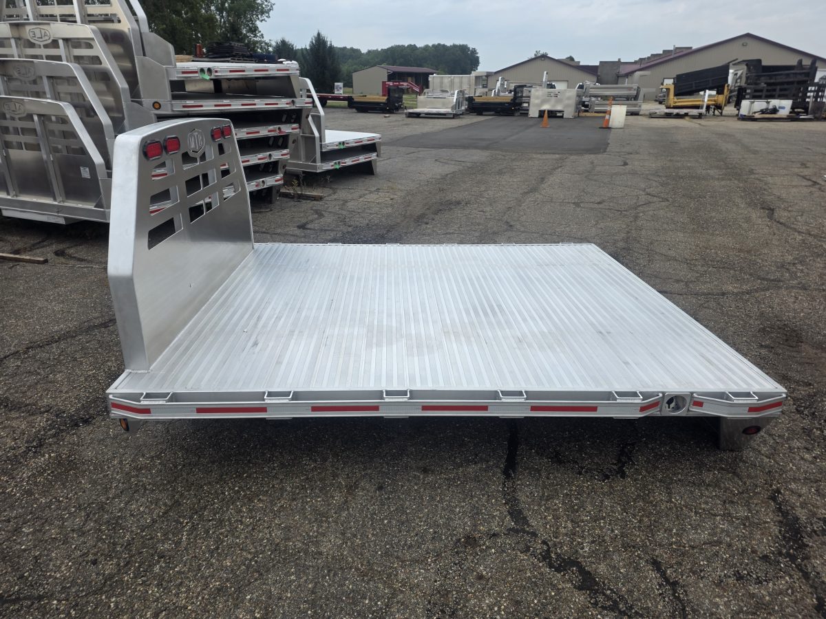 98" X 112" MX Model, Dual Rear Wheel, 60" C/A, w/ Squared Front Corners, Aluminum Flatbed - Image 2